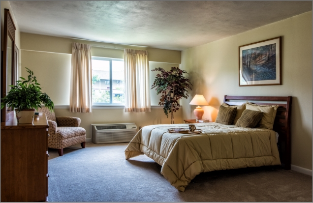 Cadbury assisted living and Memory Care bed room